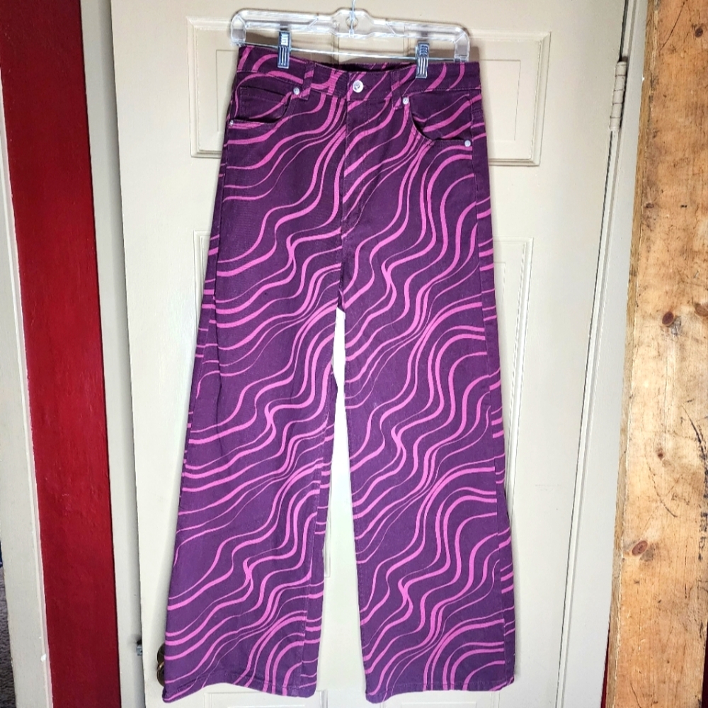 H&M Divided Jeans. Size 10.